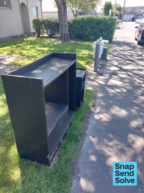 Dumped Rubbish, a report photo