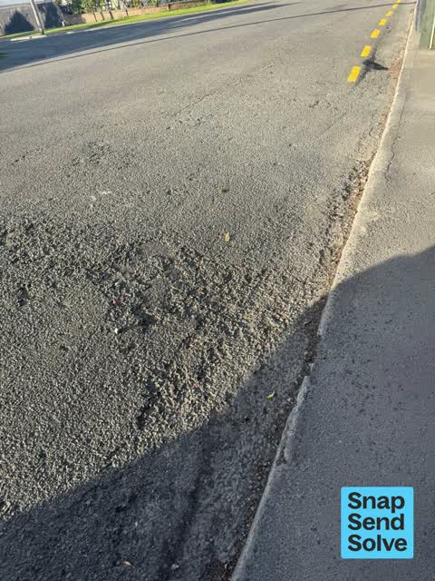 Damaged Road, a report photo