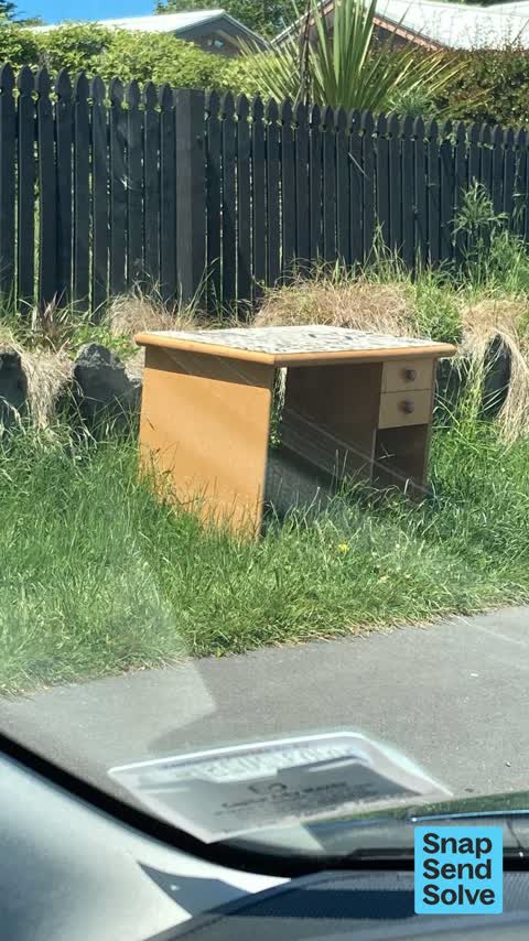 Dumped Rubbish, a report photo