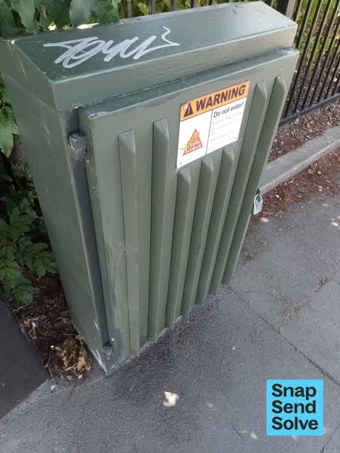 Graffiti somewhere else — a report photo
