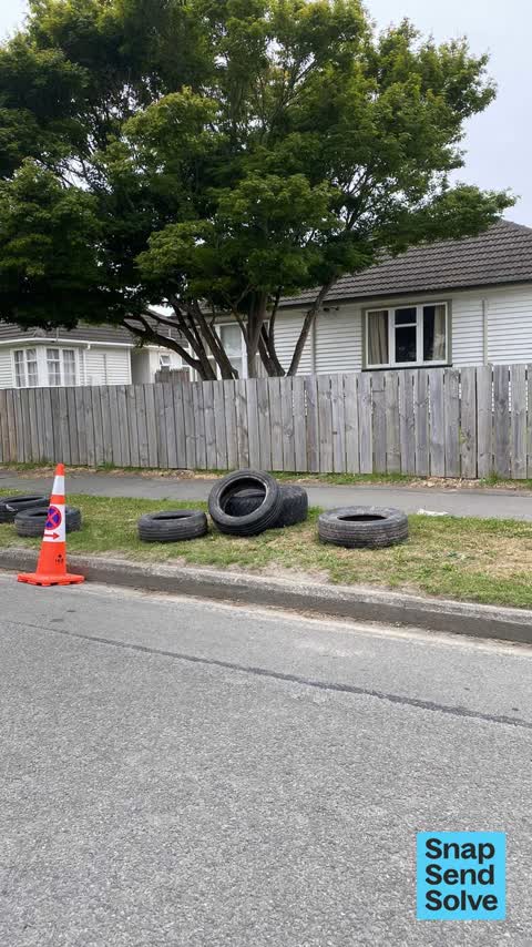 Dumped Rubbish, a report photo