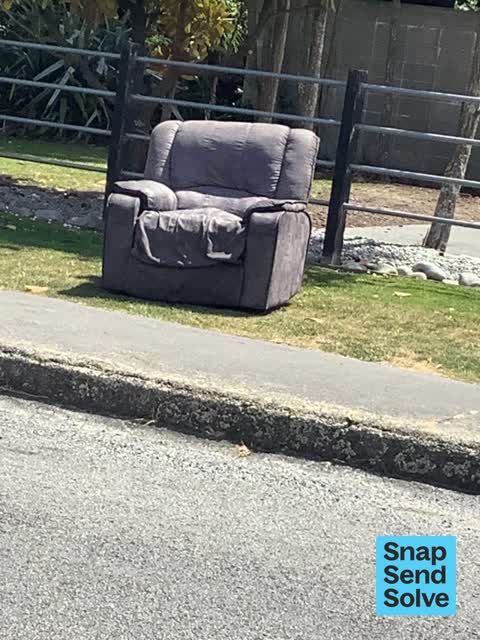 Dumped Rubbish, a report photo
