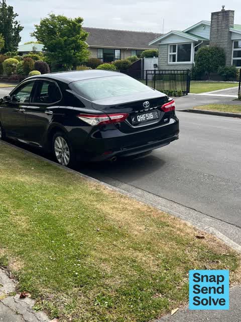 Hazard, vehicle, a report photo