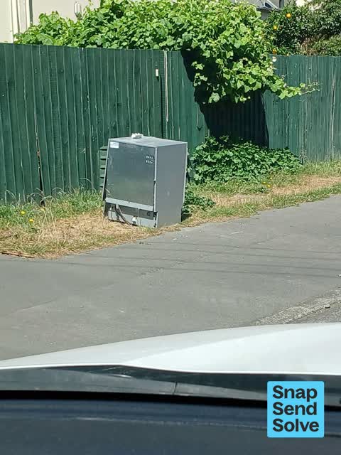 Dumped Rubbish, a report photo