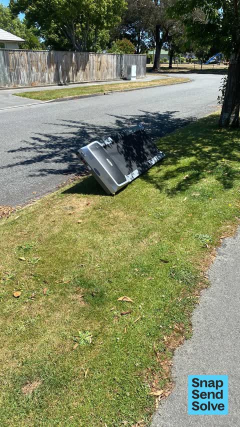 Litter, a report photo