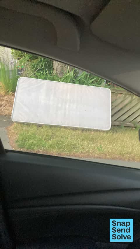 Dumped Rubbish, a report photo