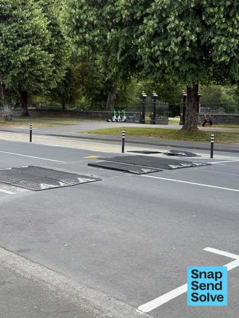 Damaged Road, a report photo