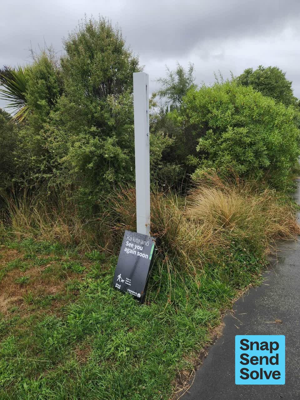 The photograph attached to this park - general request report