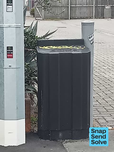 Graffiti somewhere else — a report photo