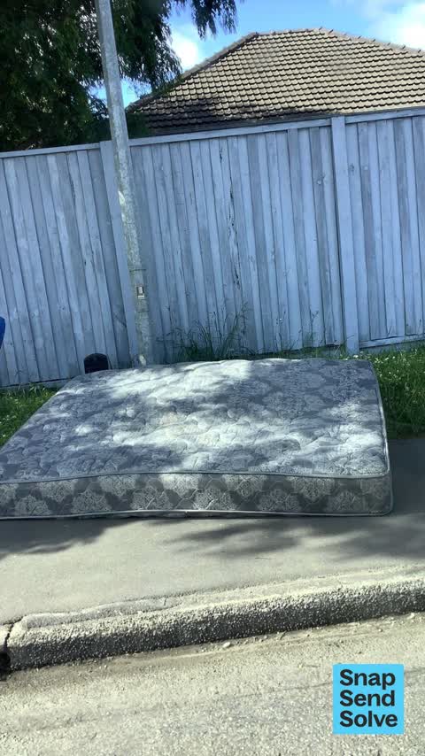 Dumped Rubbish, a report photo