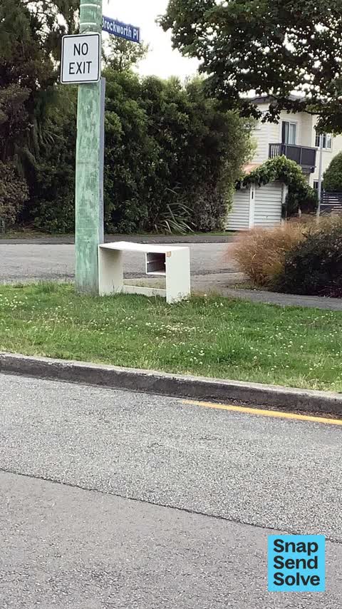 Dumped Rubbish, a report photo