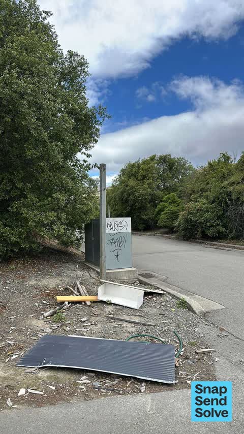 Graffiti somewhere else, a report photo
