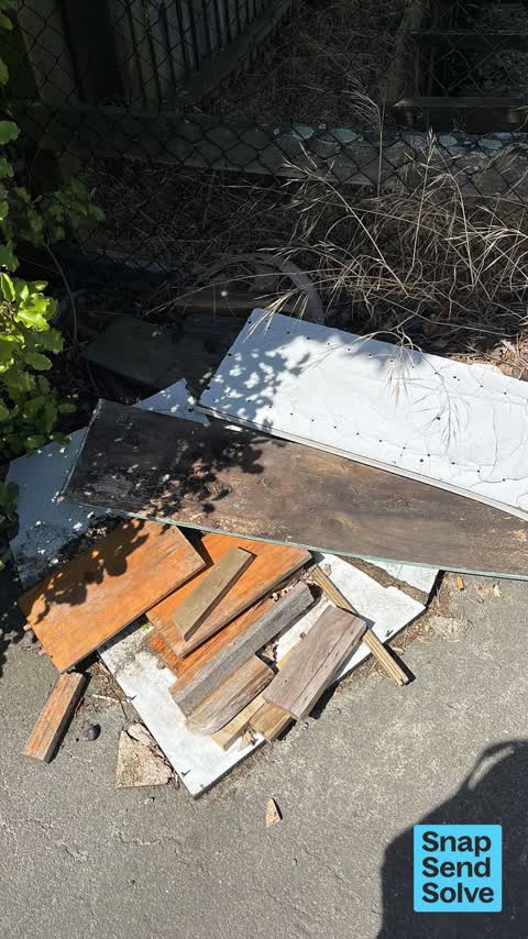 Dumped Rubbish, a report photo