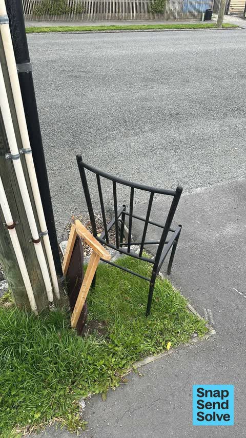 Dumped Rubbish, a report photo