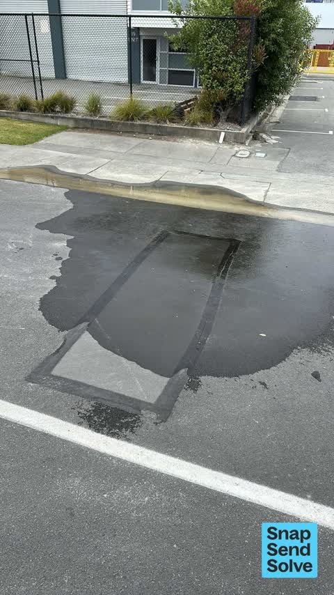 Water Leak, a report photo