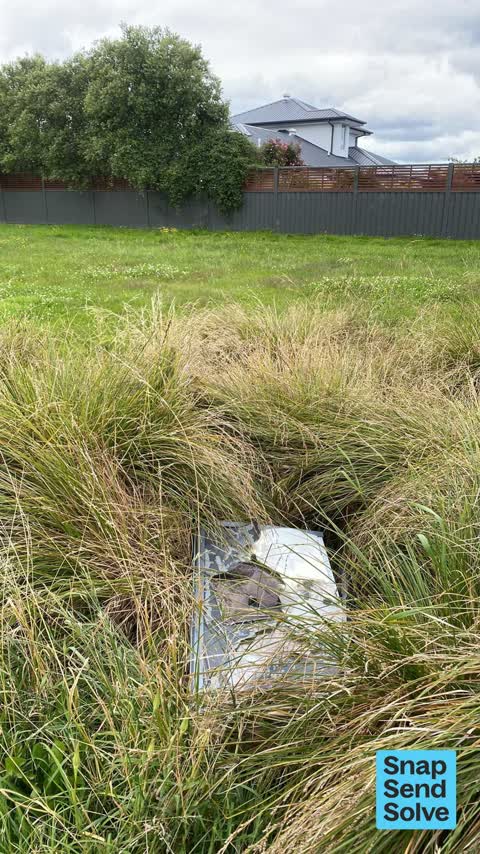 Dumped Rubbish, a report photo