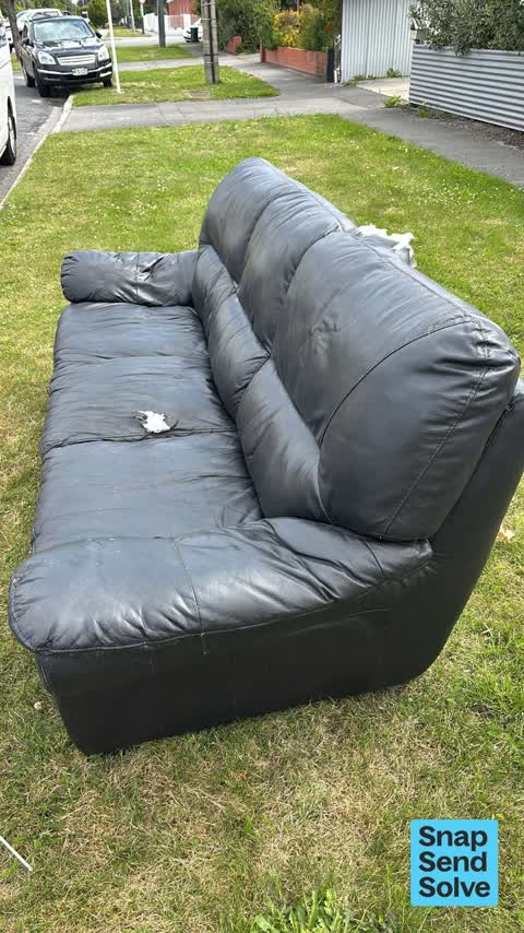 Dumped Rubbish, a report photo