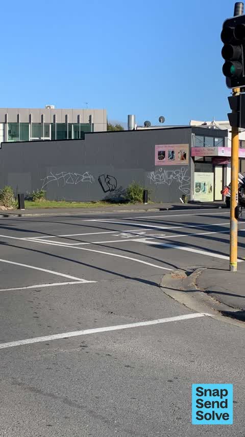 Graffiti somewhere else, a report photo
