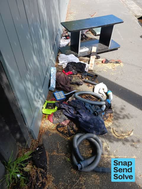 Dumped Rubbish, a report photo