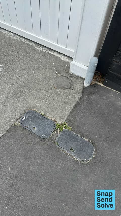 Water Leak, a report photo