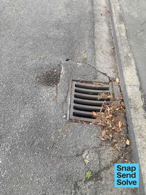 Damaged Road, a report photo