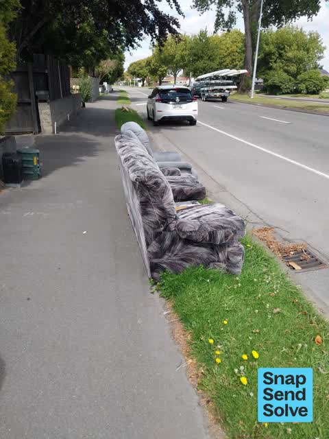 Dumped Rubbish, a report photo