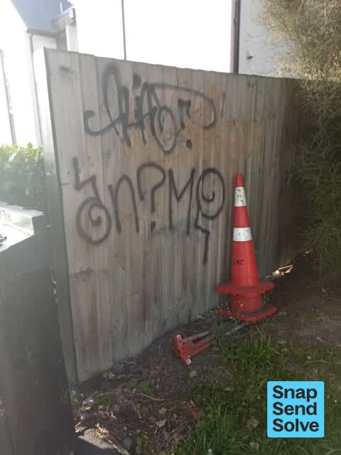 Graffiti somewhere else, a report photo