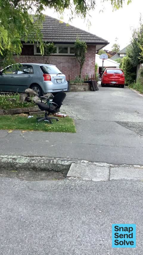 Dumped Rubbish, a report photo