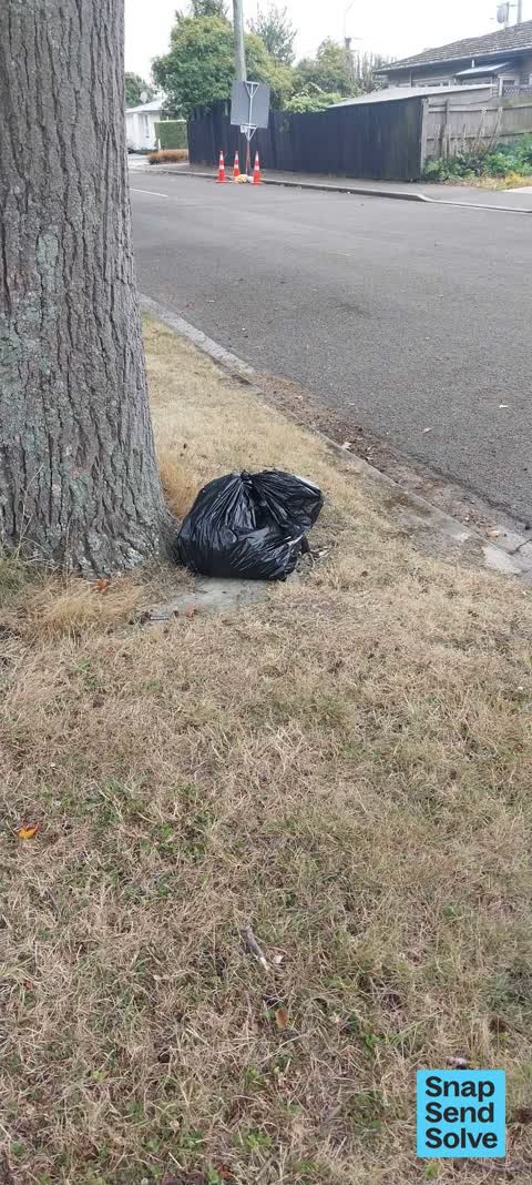 Dumped Rubbish, a report photo