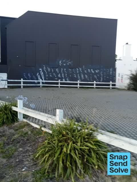 Graffiti somewhere else — a report photo