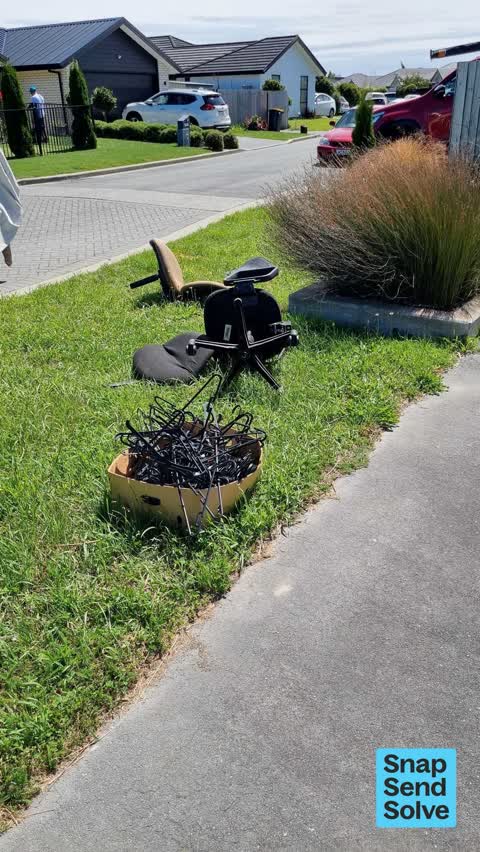 Dumped Rubbish, a report photo