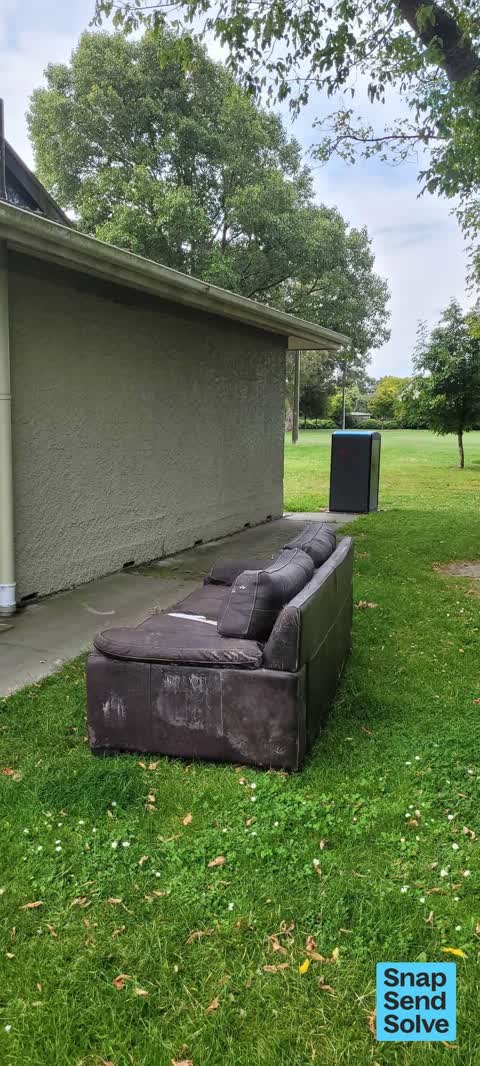 Litter — a report photo