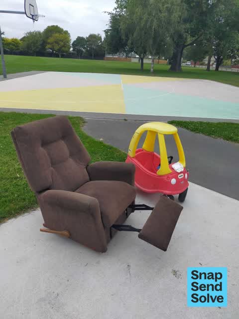 Dumped Rubbish — a report photo