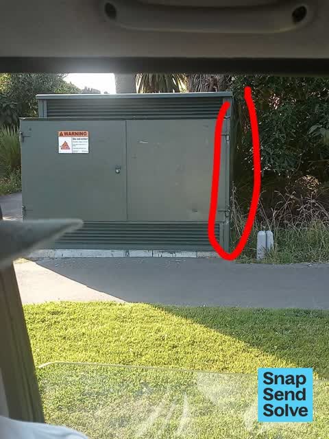 Graffiti somewhere else, a report photo
