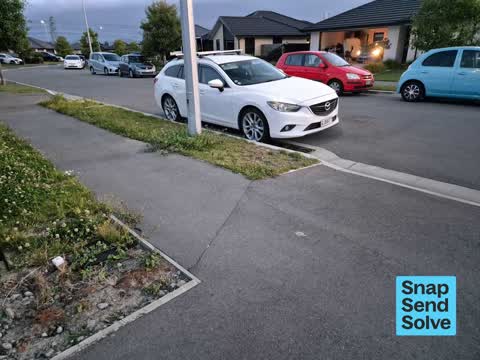 Hazard, vehicle, a report photo