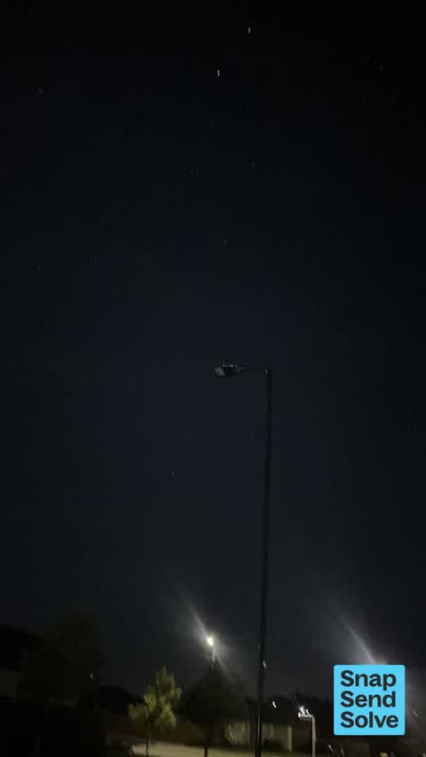 Damaged Street Light, a report photo
