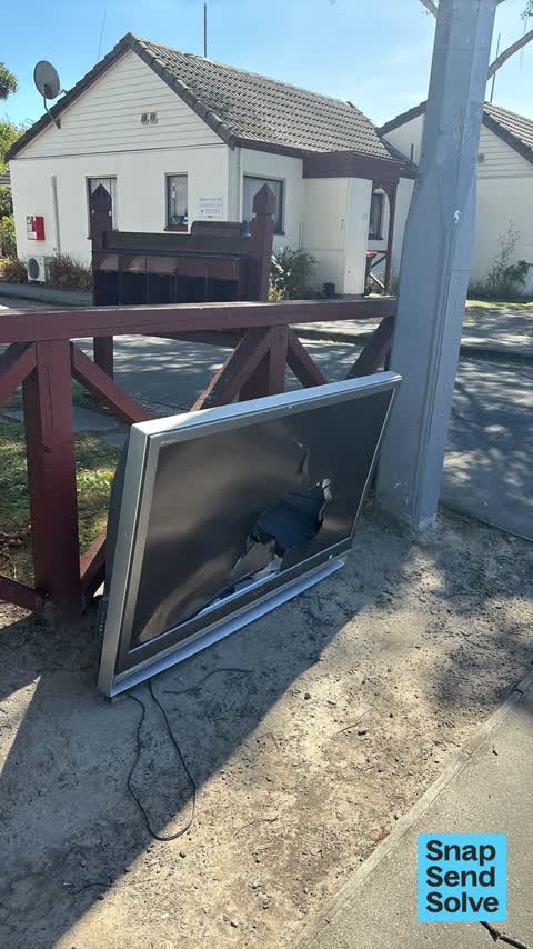 Dumped Rubbish, a report photo