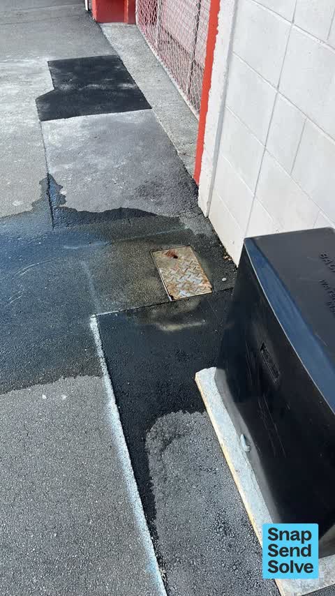 Water Leak, a report photo