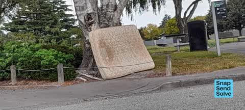 Dumped Rubbish — a report photo