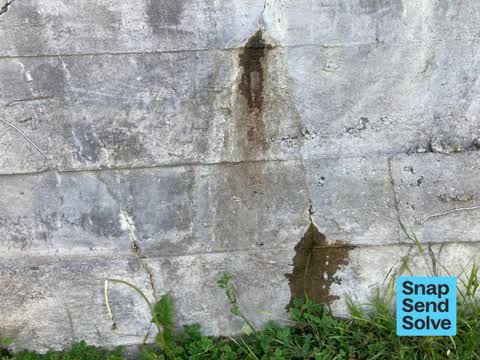 Water Leak, a report photo