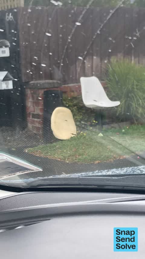 Dumped Rubbish, a report photo
