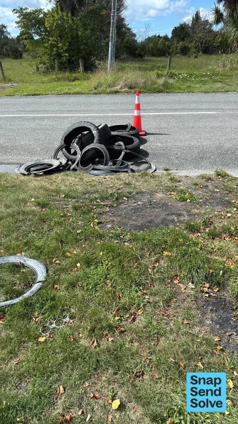 Dumped Rubbish — a report photo