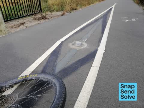 Pavement - Damaged, a report photo