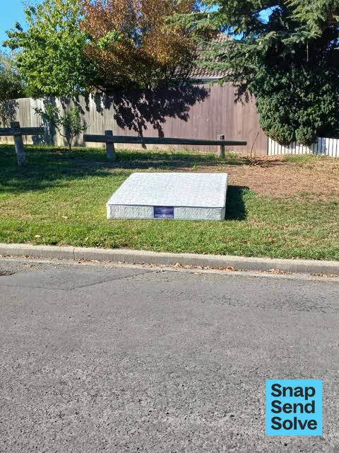 Dumped Rubbish — a report photo