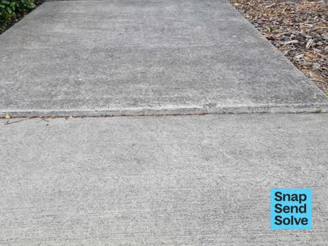 Pavement - Damaged, a report photo
