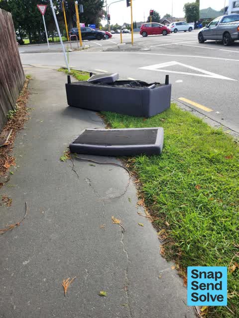 Dumped Rubbish, a report photo