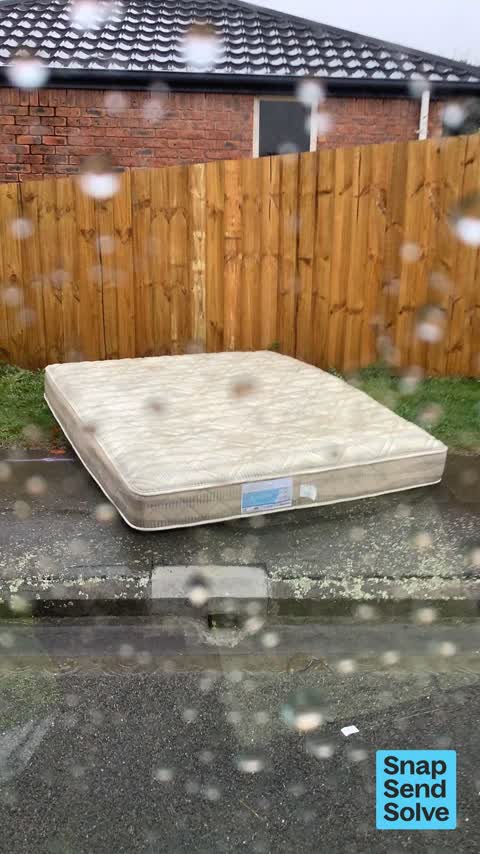 Dumped Rubbish, a report photo