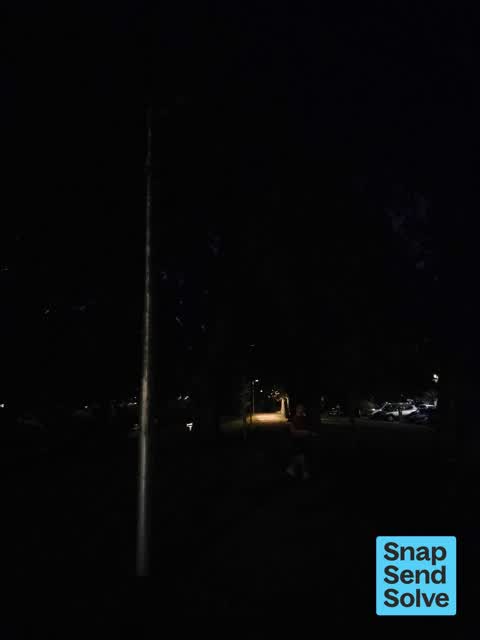 Damaged Street Light — a report photo