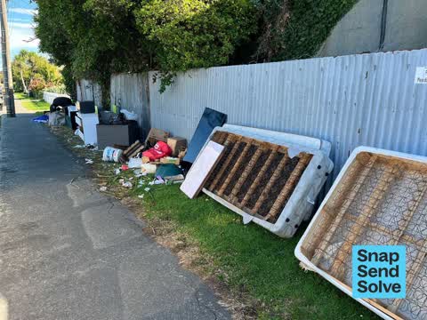 Dumped Rubbish, a report photo