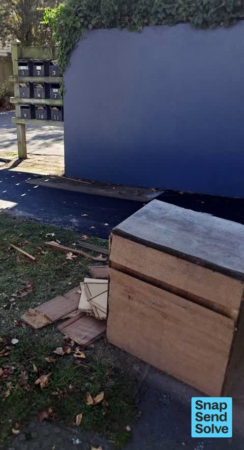 Dumped Rubbish, a report photo
